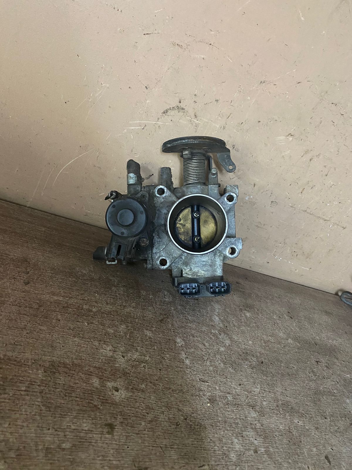 Nissan Almera N16 Заслонка дроссельная механическая NISSAN ALMERA N16 (2000-2006) 16119-7J605 161197J605