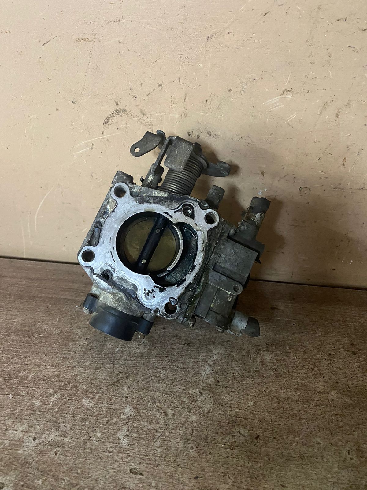 Nissan Almera N16 Заслонка дроссельная механическая NISSAN ALMERA N16 (2000-2006) 16119-7J605 161197J605