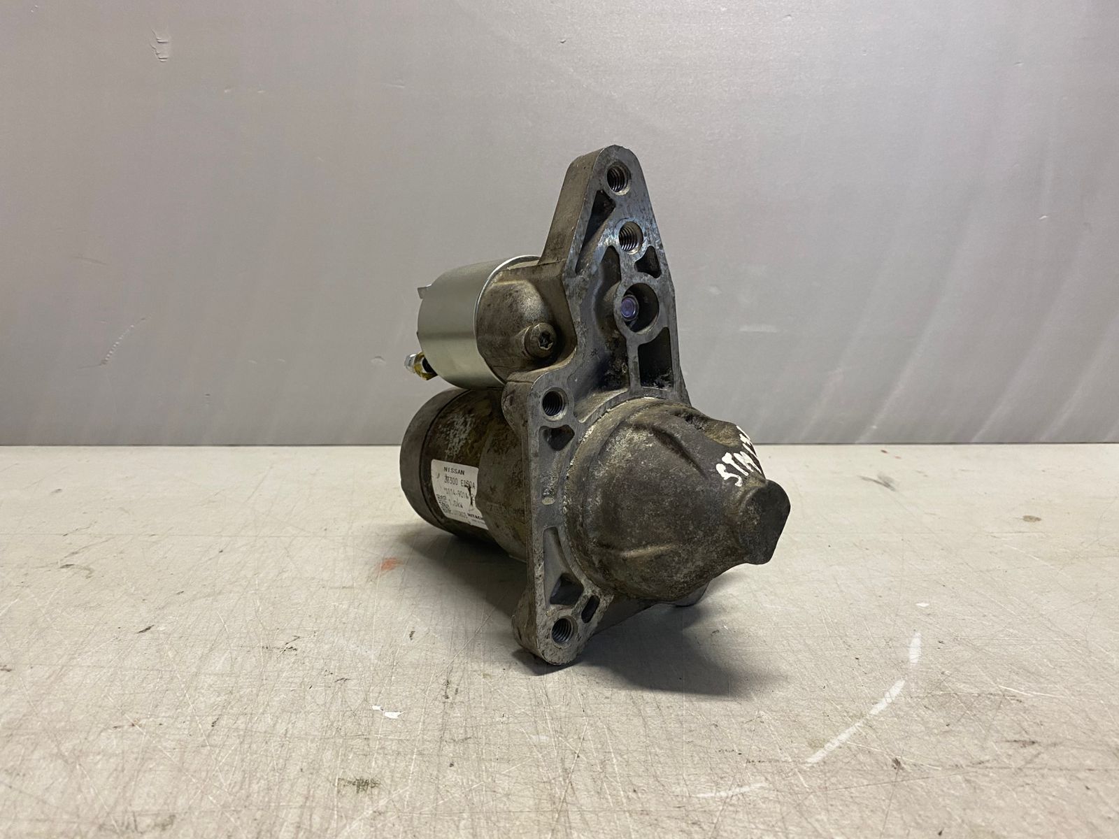 Nissan Tiida C11 Стартер Nissan Tiiida C11 HR16 2007-2014 23300EE00A