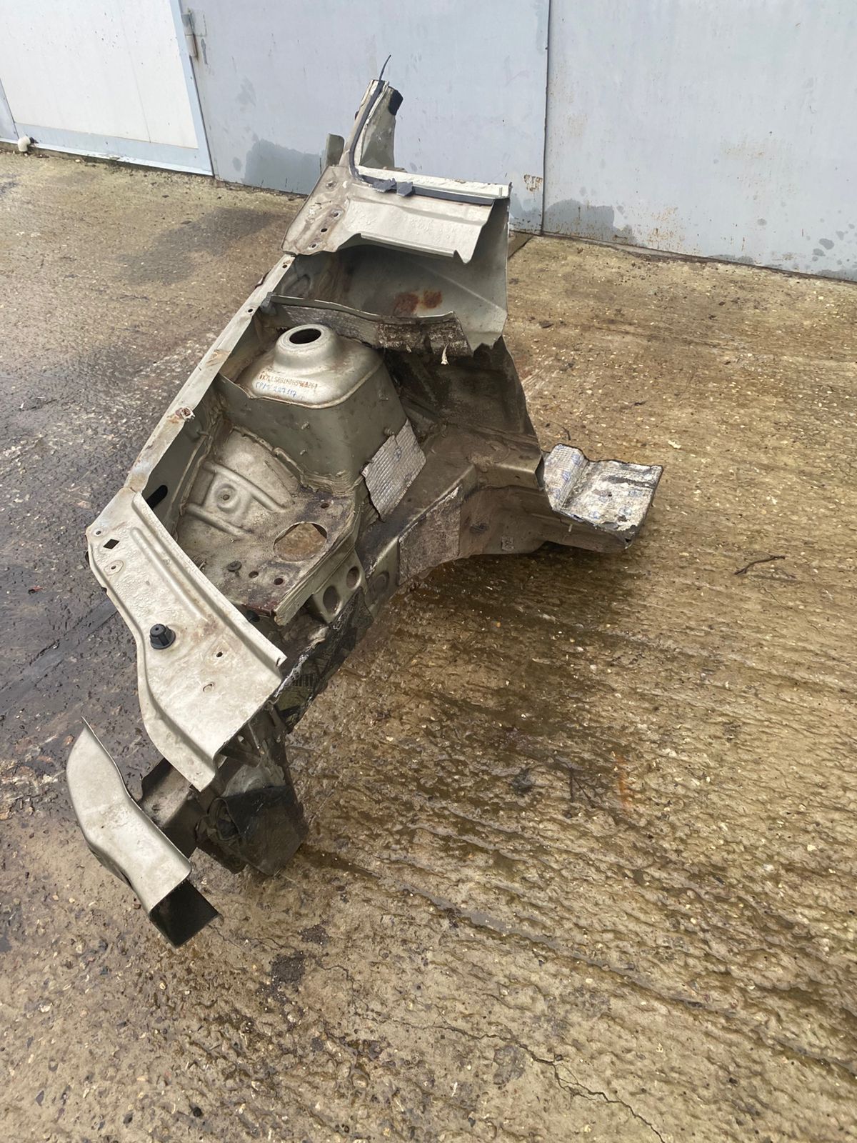 Лонжерон передний правый Renault Logan 2005-2014 641006141R