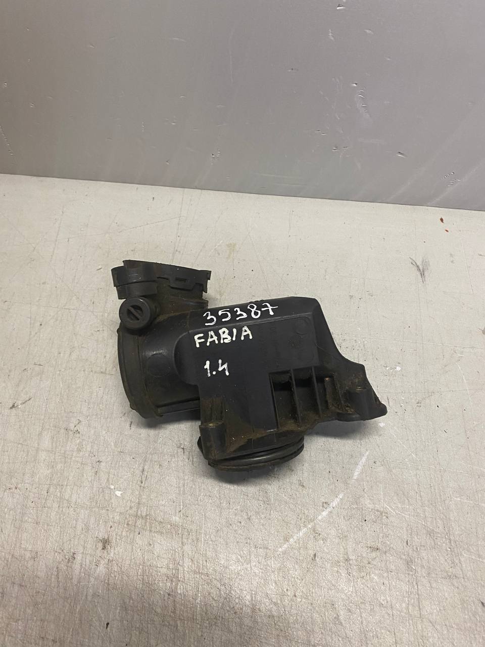 Skoda Fabia 1999-2006 Маслоотделитель 036103464AJ Сепаратор BBZ  036103464AJ VAG Сепаратор SKODA FABIA (1999-2006)