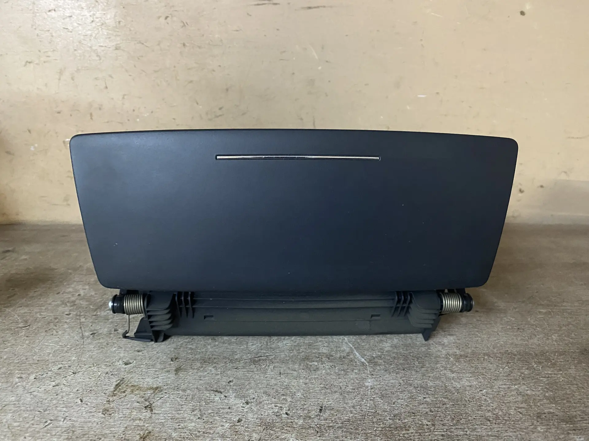 Skoda Octavia (A5 1Z-) Дефлектор воздушный Skoda Octavia A5 1Z 2008-2013 1Z0820951B9B9