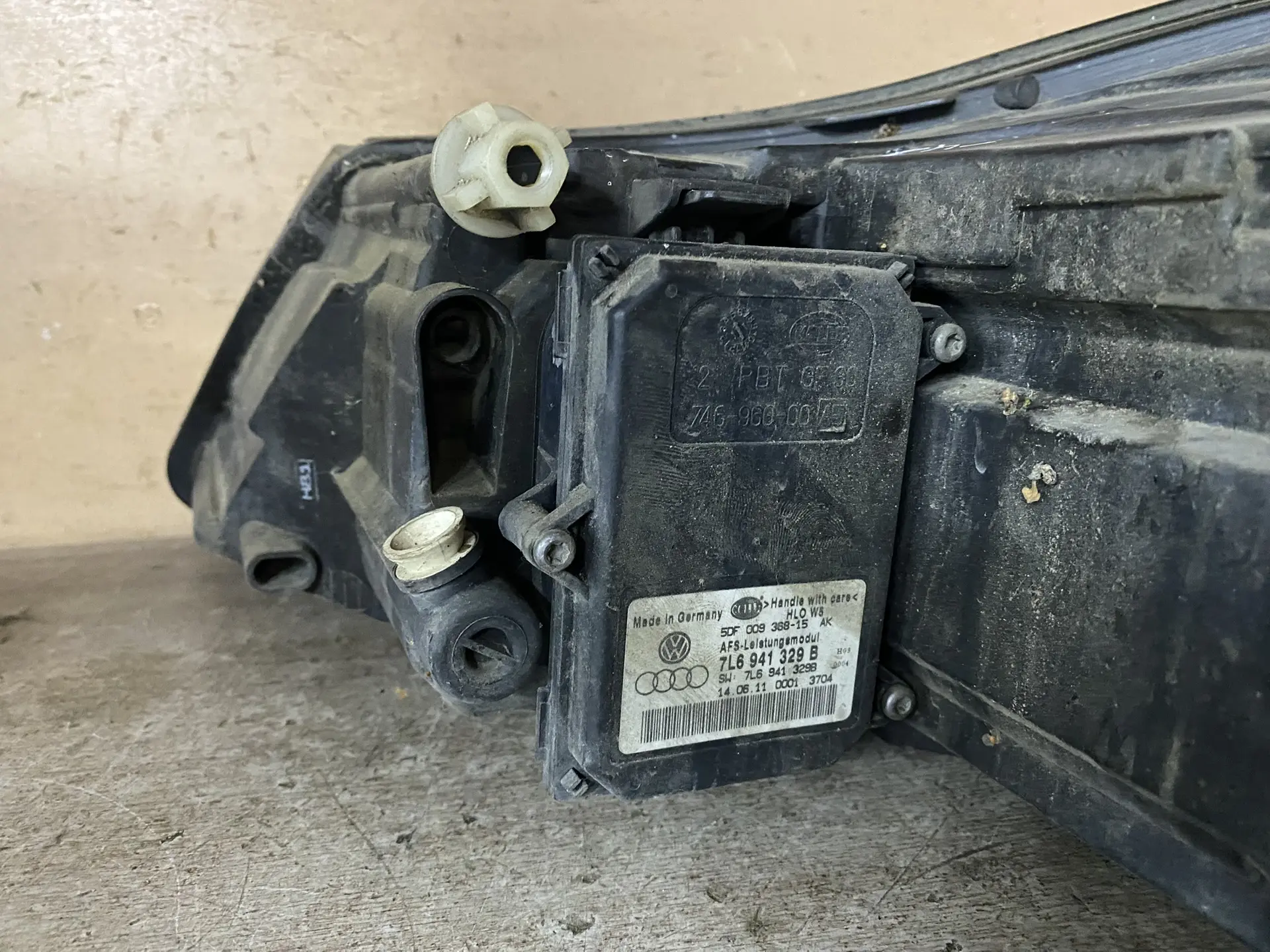 Skoda Octavia (A5 1Z-) Фара правая адаптивная в сборе Skoda Octavia A5 1Z 2008-2013 1Z1941018T