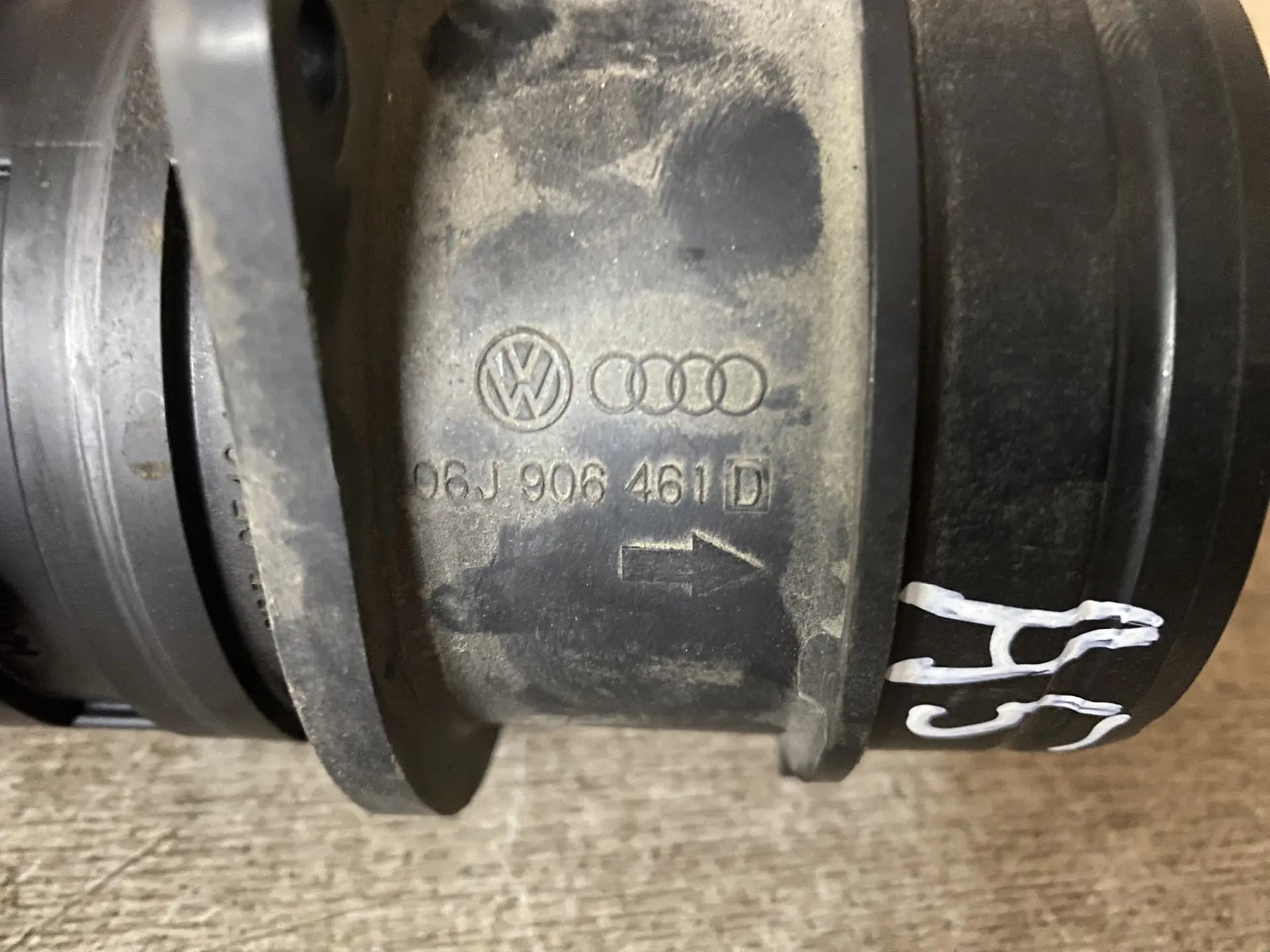 Skoda Octavia (A5 1Z-) Расходомер ДМРВ Skoda Octavia A5; Tiguan; A4; Q3; Touareg (оригинал) 06J906461D
