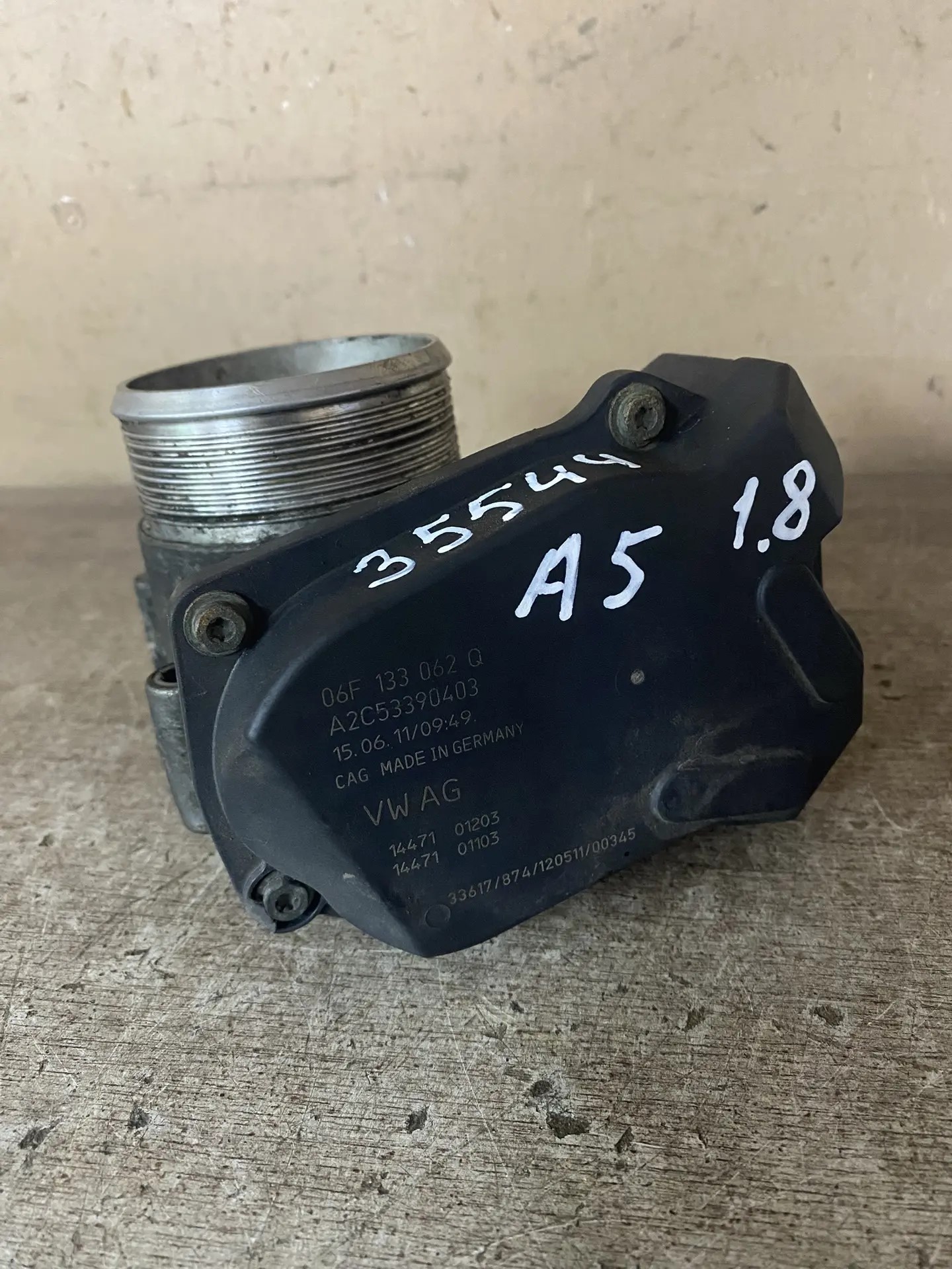 Audi A4 [B8] (2010-2015) Заслонка дроссельная Skoda Octavia A5; Tiguan; Passat B6; Audi A4 B8 06F133062G; 06F133062T; 06F133062J; 06F133062AG 06F133062Q