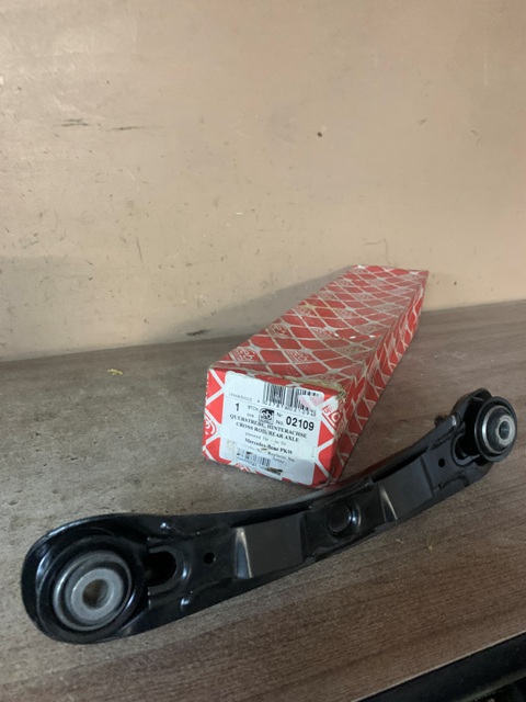 Mercedes Benz W202 Тяга заднего моста верхняя MB W124/E / W201/W202/W210 02109 FEBI