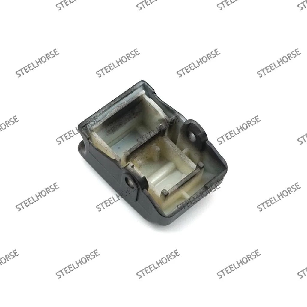 Крышка кнопки стеклоподъемника Land Rover Discovery 3; Range Rover Sport 2004-2009 YUD501570PVJ; YUD501110PVJ; YUD501070PVJ MH-9340