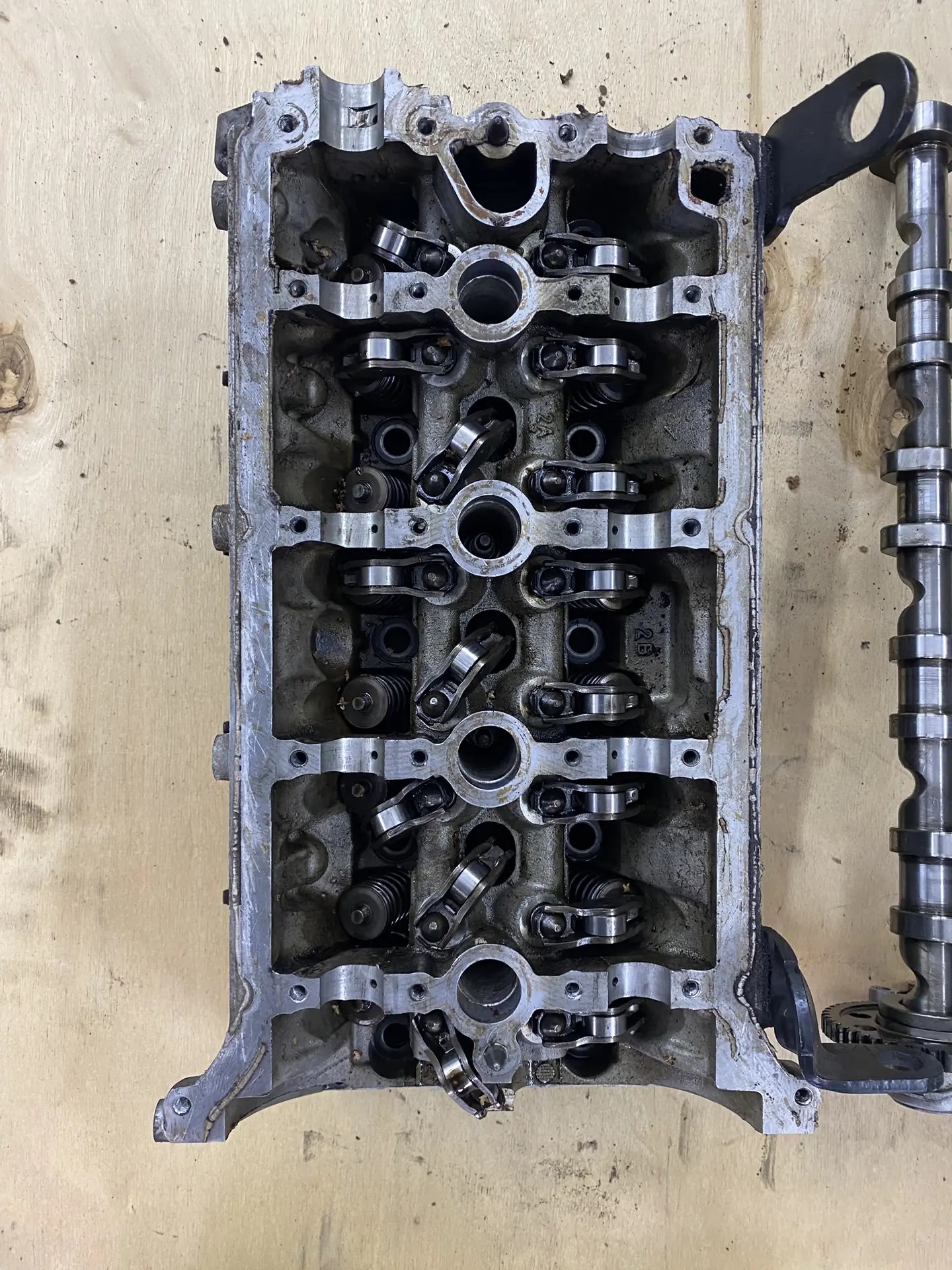Skoda Octavia (A5 1Z-) Головка блока Skoda Octavia A5; B6; B7 1.8 CDAB, мотор разобран по причине прогоревшего клапана, заменен! Прокладка и маслослъемные колпачки в подарок. 06H103064K