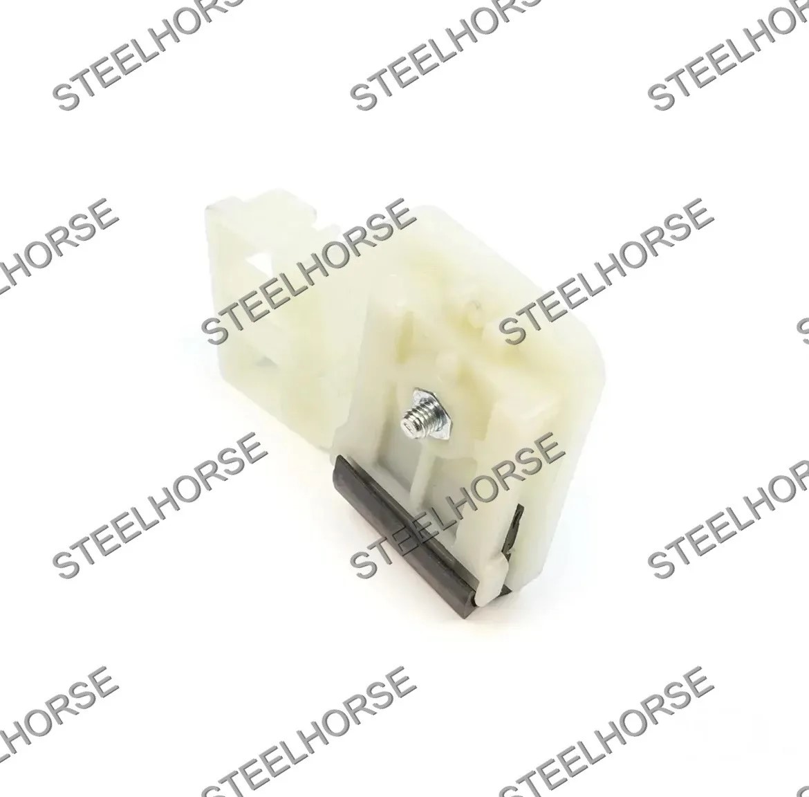 Volkswagen Polo 2001-2009 Стеклоподъемник (ремкомплект зажим RB) передний правый VW Polo 4 (HB 5 двери) 2001-2009 6Q4837462J YH-9772