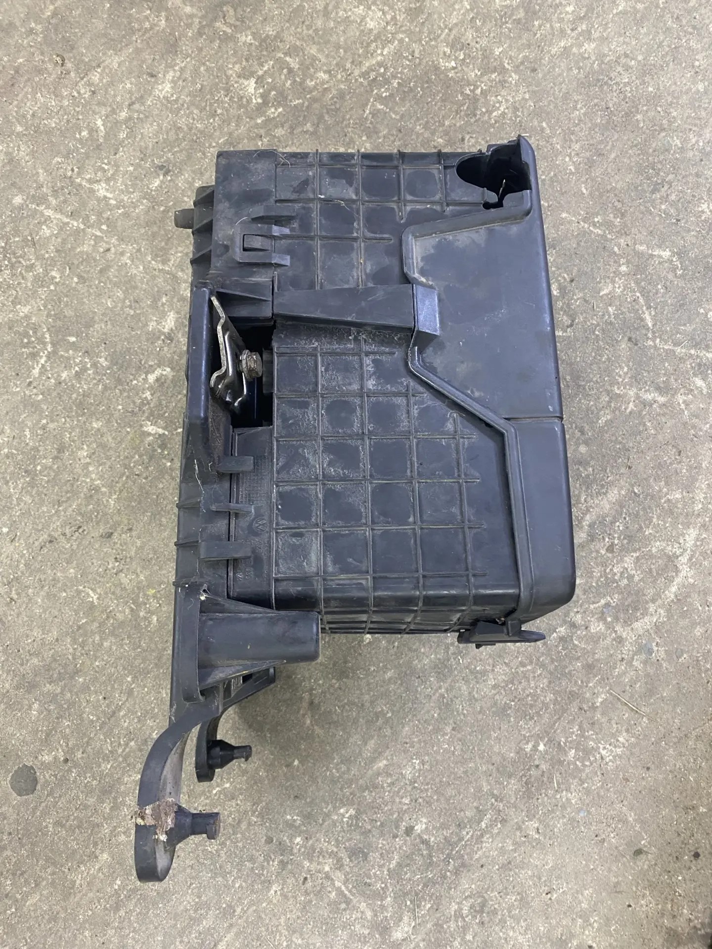 Корпус аккумулятора в сборе Skoda Octavia A5, 1K0915333H; 3C0915443A; 3C0915335; 3C0915336A
