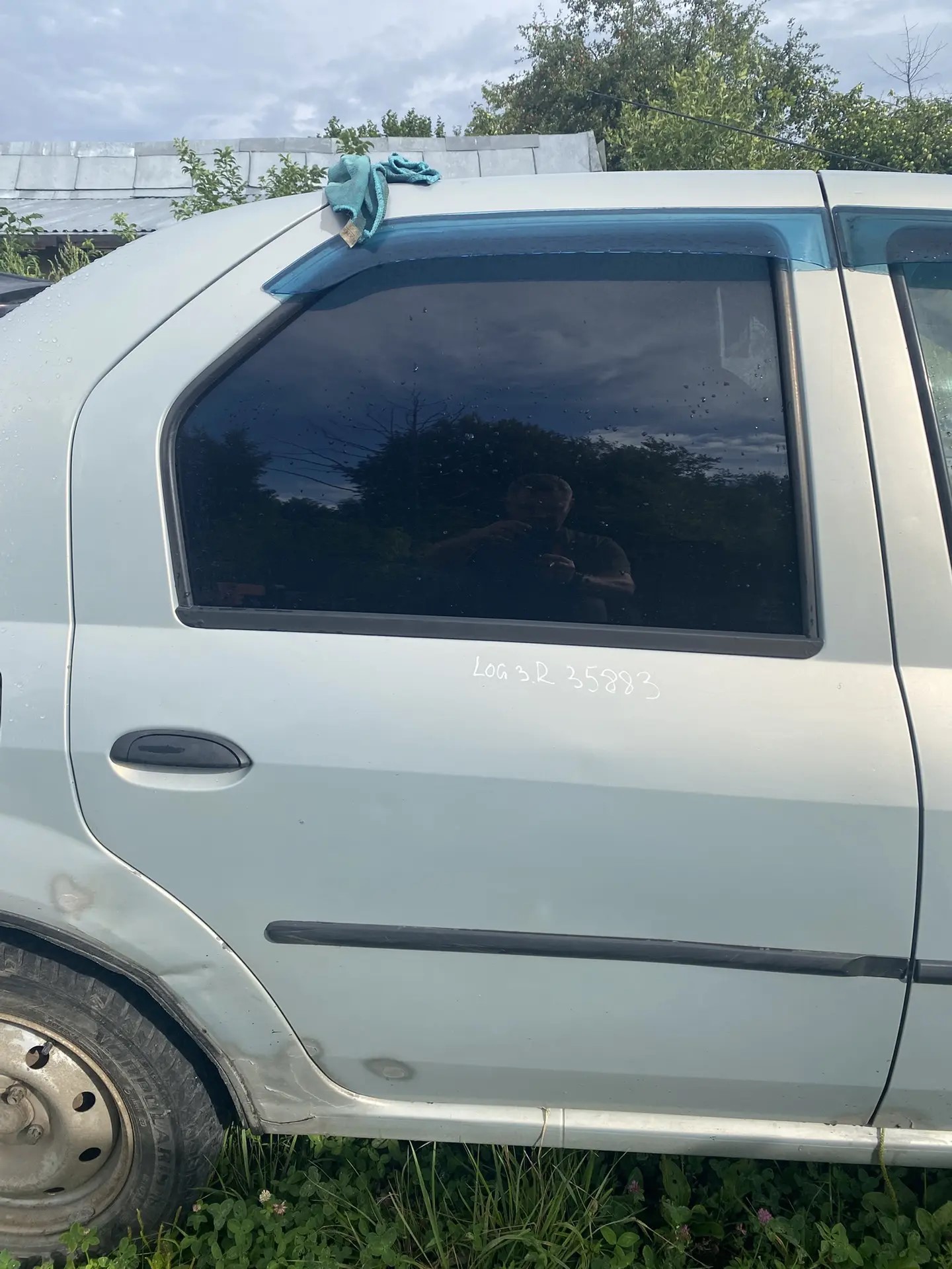 Renault Logan 2005-2014 Дверь задняя правая Renault Logan 2005-2014 (цена за голую дверь)  821009214R