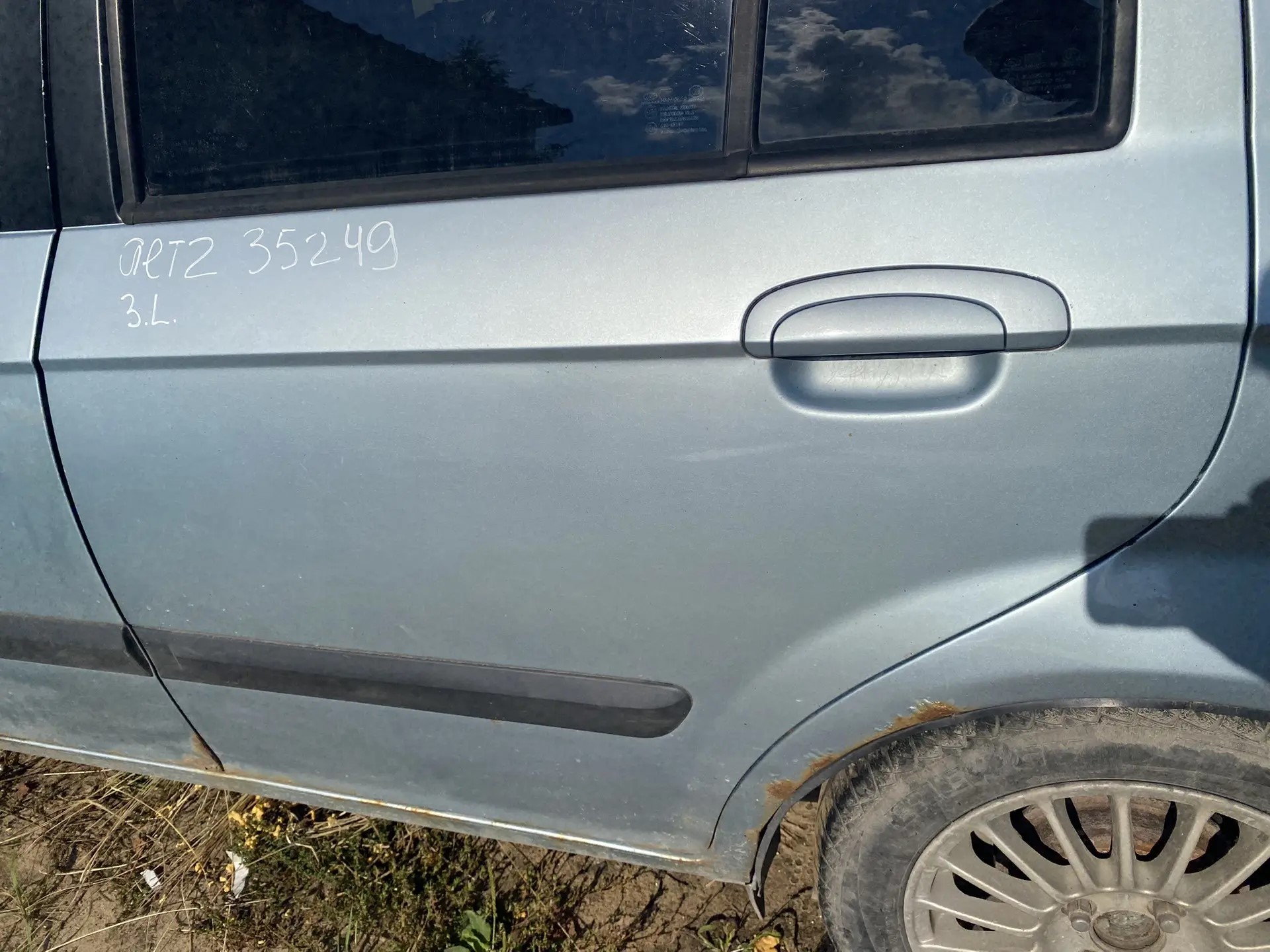 Hyundai Getz Дверь задняя левая Hyundai Getz 2002-2010 (цена указана за голую дверь) 770031C020