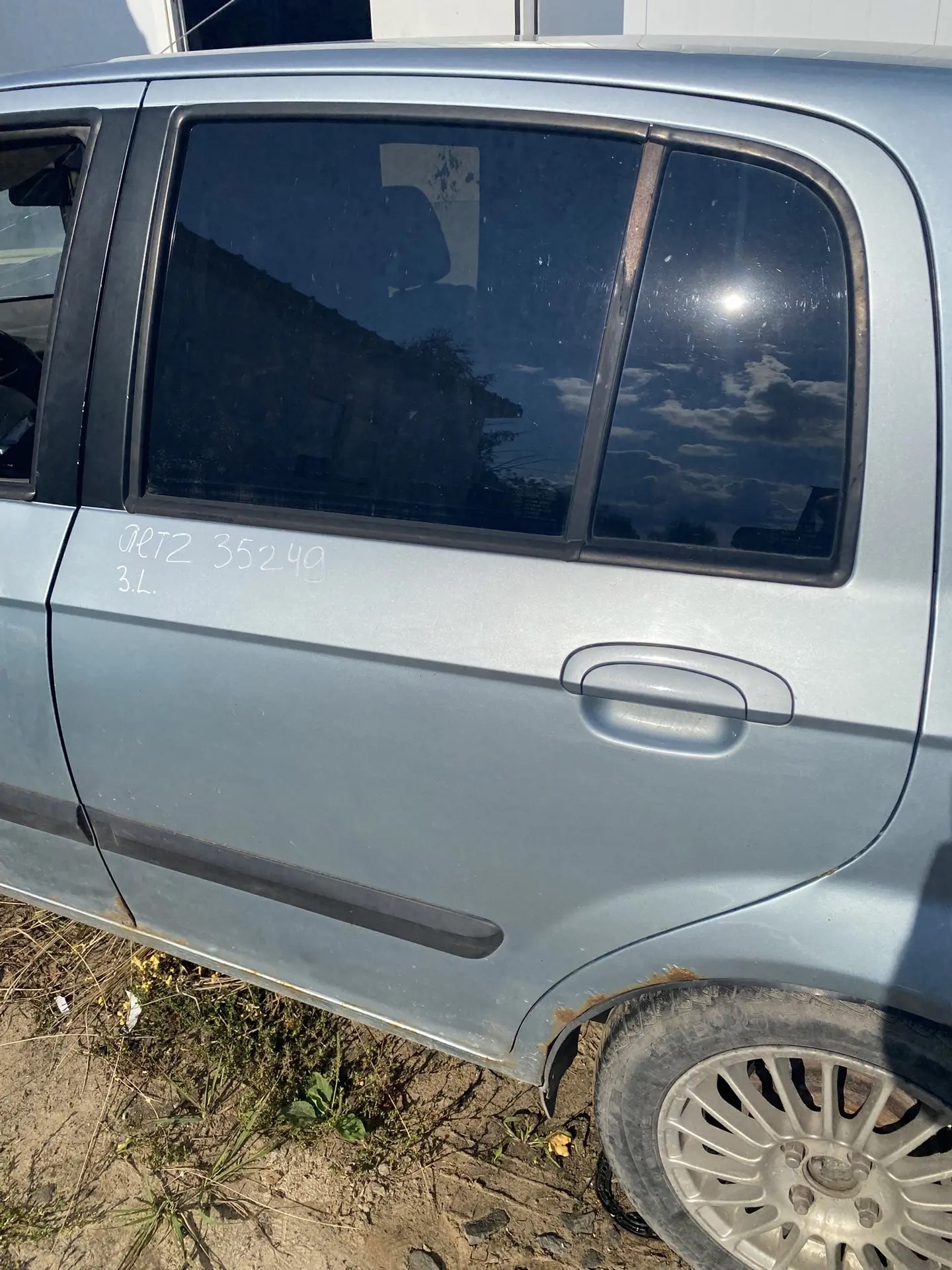Hyundai Getz Дверь задняя левая Hyundai Getz 2002-2010 (цена указана за голую дверь) 770031C020
