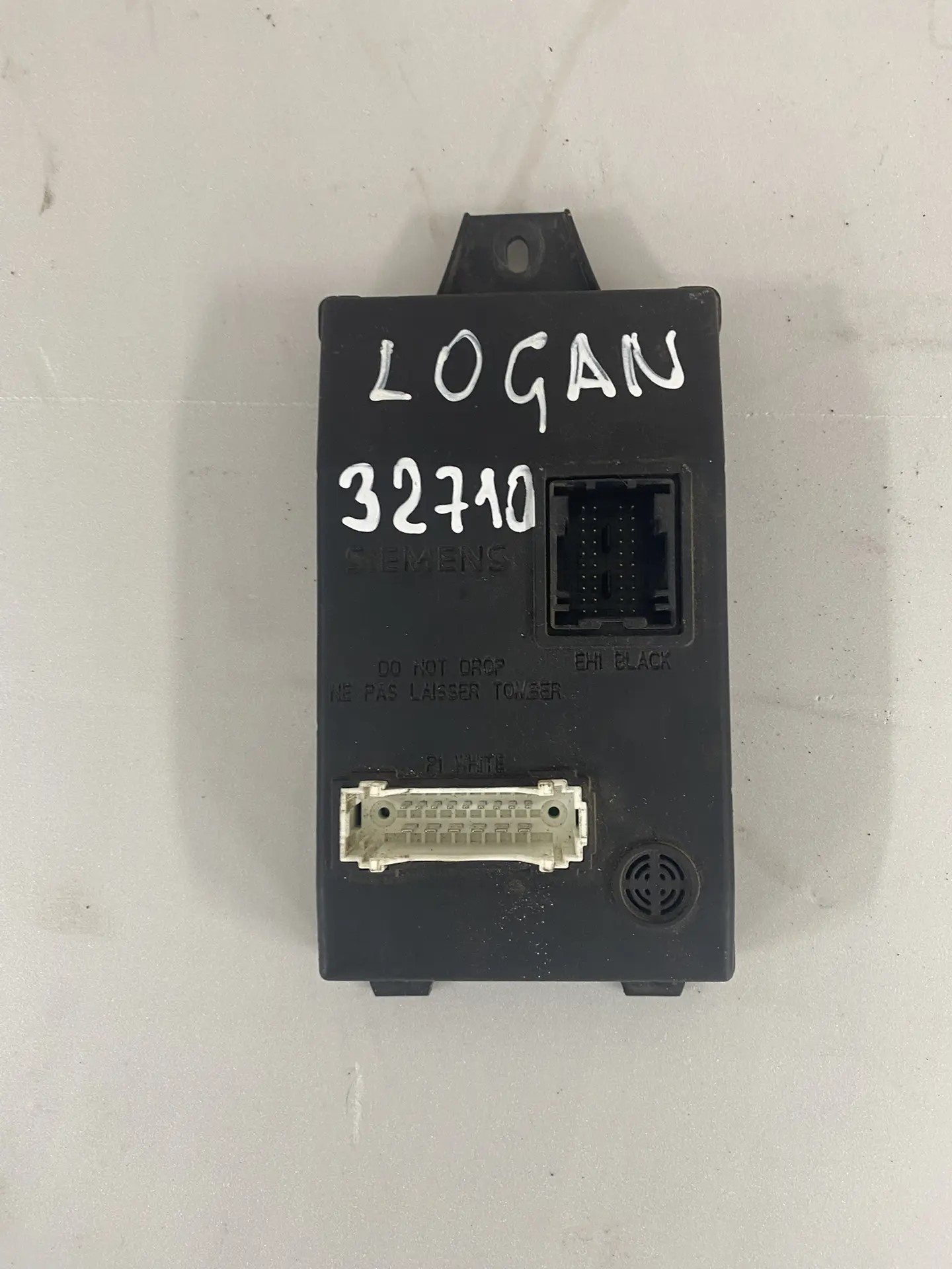 Renault Logan 2005-2014 Блок комфорта Renault Logan 2005-2014 8200564718