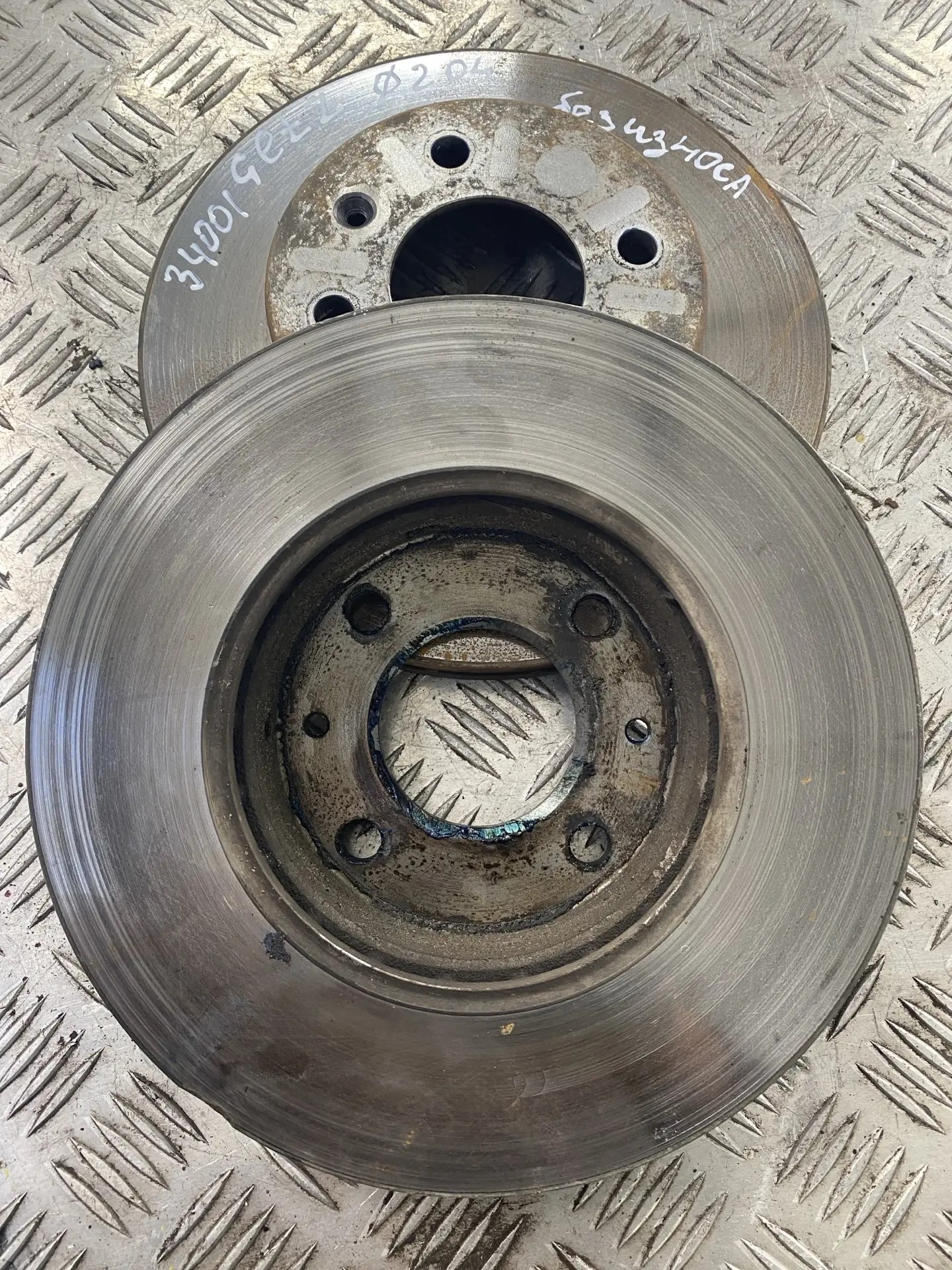 Диск тормозной Hyundai Getz без ABS R13 D241 2002-2010 (производитель не извесен)  517121C000
