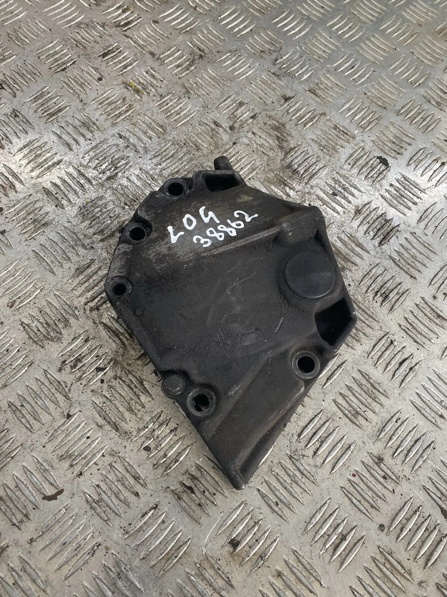 Renault Logan 2005-2014 Кожух ГРМ Renault Logan K7M/K7J 2005-2014 8200212554 8200242441