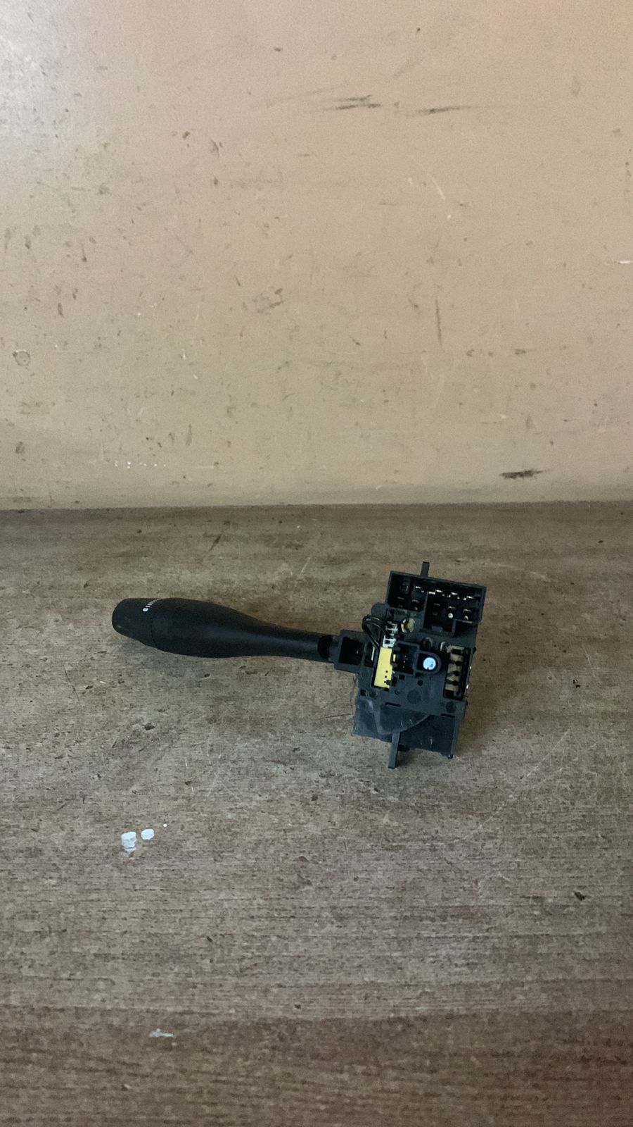 Nissan Almera N16 Переключатель стеклоочистителей Nissan Almera N16 2000 - 2006 257SA54394780D 36991A15099