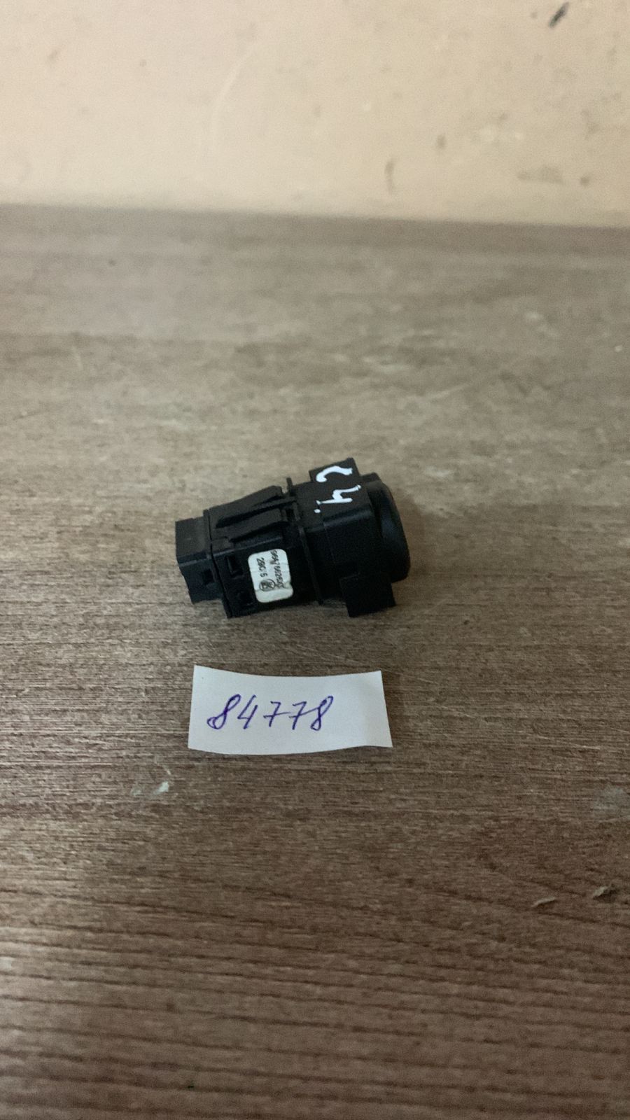Citroen C4 2005-2011 Кнопка блокировки замка Citroen C4 2007 96476626XT