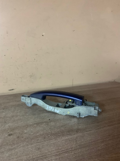 Citroen C4 2005-2011 Ручка двери наружная левая Citroen C4 2005-2011 2007 9682508180