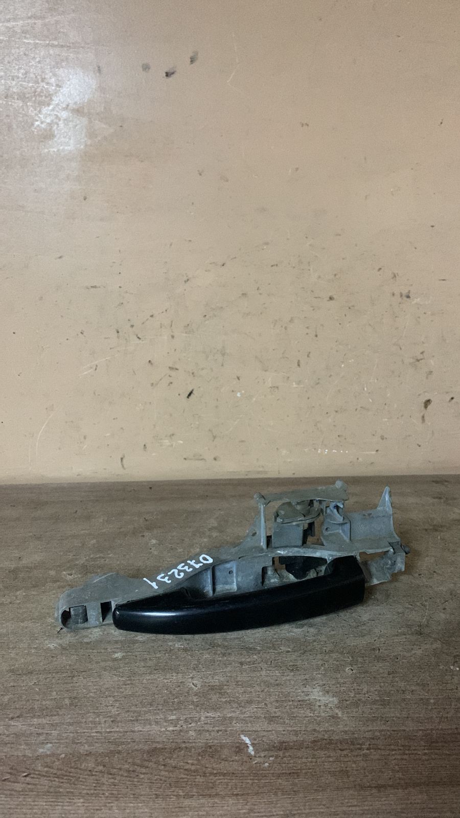 Peugeot 308 Ручка двери наружная  Peugeot 308 I 2007-2015  Citroen C4 2005 - 2011  (9101GF) в сборе 910958 передняя левая