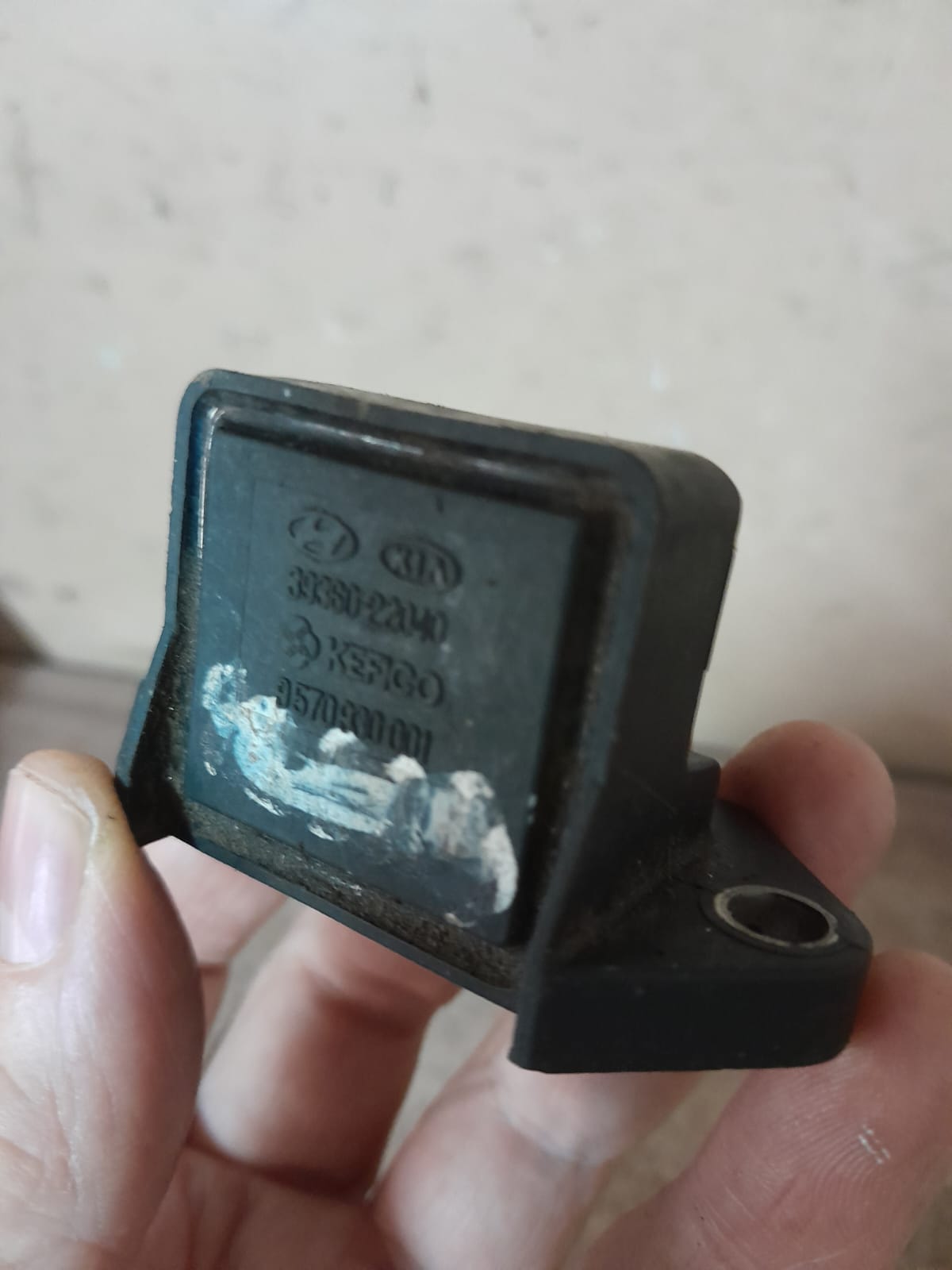 Датчик ускорения для Hyundai Getz 2002>, Elantra 2000-2005;Matrix 2001>;Coupe (GK) 2002>;Atos (MX) 1998>;Picanto 2005-2011;Cerato 2004-2008;Accent 2000> (УСКОРЕНИЯ;)   9570930001 3936022040