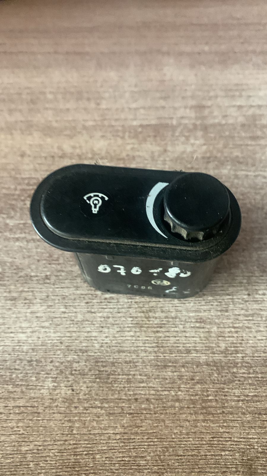 Daewoo Espero Кнопка освещения панели приборов DAEWOO Espero 1991-1999 96164803
