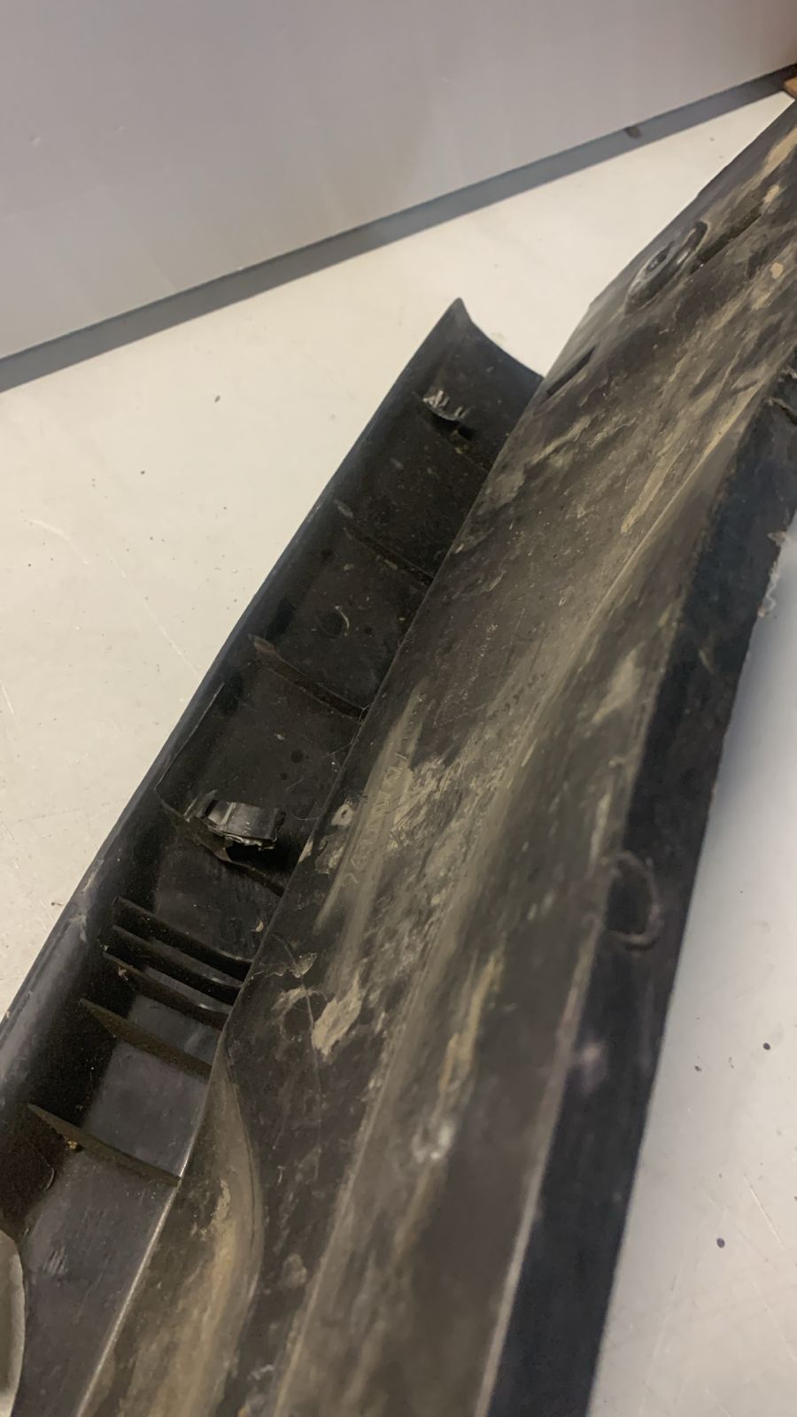 Citroen C4 2005-2011 Накладка замка багажника Citroen C4 2007 9650007477
