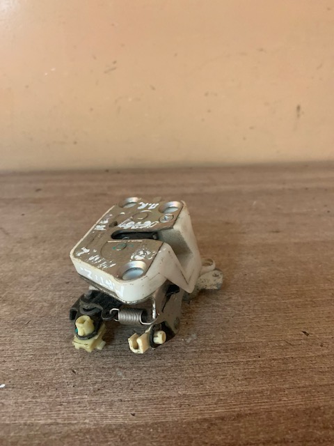 Daewoo Matiz Замок двери передней правой для Daewoo Matiz 1998> 96527743