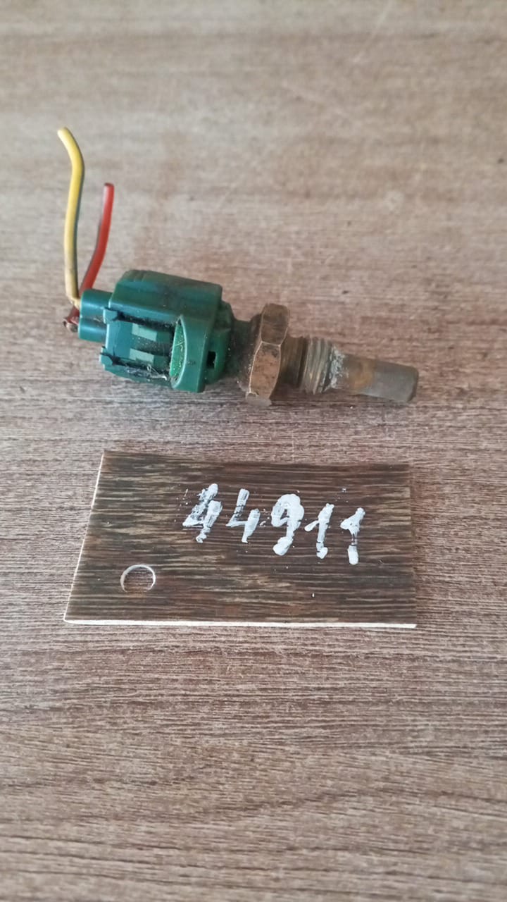 Nissan PRIMERA P11 (1996-2002) Датчик температуры для Nissan  Pathfinder (R51) 2005-2014;Almera N15 1995-2000;Micra (K11E) 1992-2002;Primera P11E 1996-2002;Terrano II /Pathfinder (R50) 1996-2004;Terrano II (R20) 1993-2006;Murano (Z50) 2004-2008 (ОХЛАЖДАЮЩЕЙ ЖИДКОСТИ И МАСЛА 2263044B20)