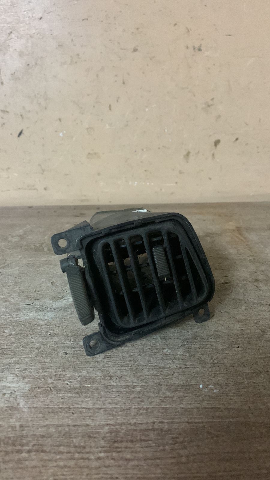 Nissan PRIMERA P11 (1996-2002) Дефлектор воздушный для Nissan  Primera P11E 1996-2002;Primera WP11E 1998-2001 (ЛЕВЫЙ )