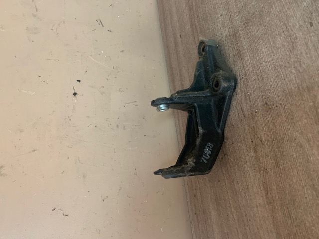 Hyundai Getz Кронштейн гидроусилителя для Hyundai  Picanto 2005-2011;Getz 2002-2010 (5721007010)