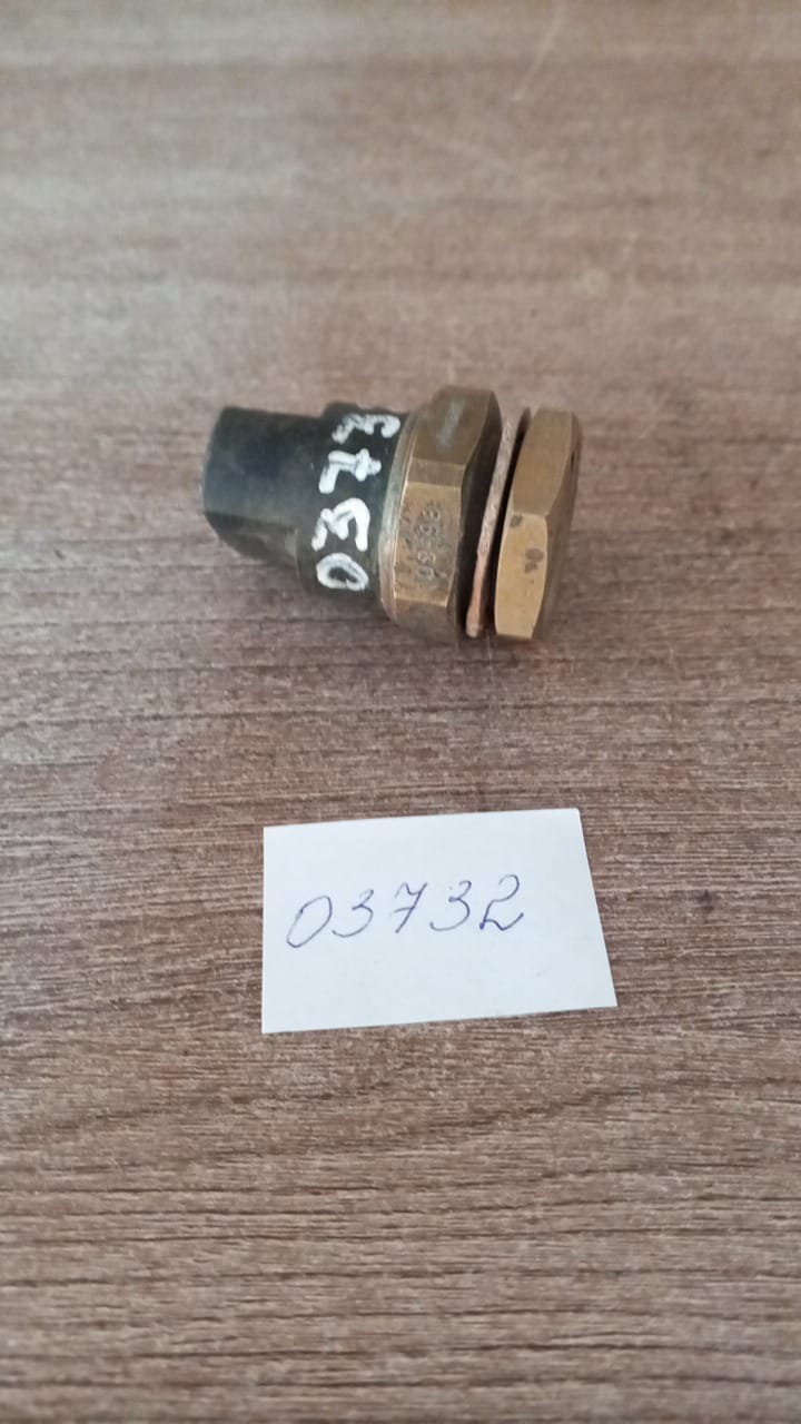 Volkswagen Passat B4 Датчик вкл.вентилятора 3х конт SEAT / SKODA / AUDI / VW (321959481C)