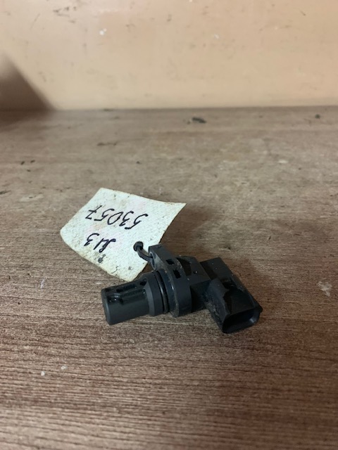Mazda 323 (BJ) Датчик положения распредвала Mazda 323 (BJ) 1998-2003;Mazda 3 (BK) 2002-2009  J5T30571ZJ01