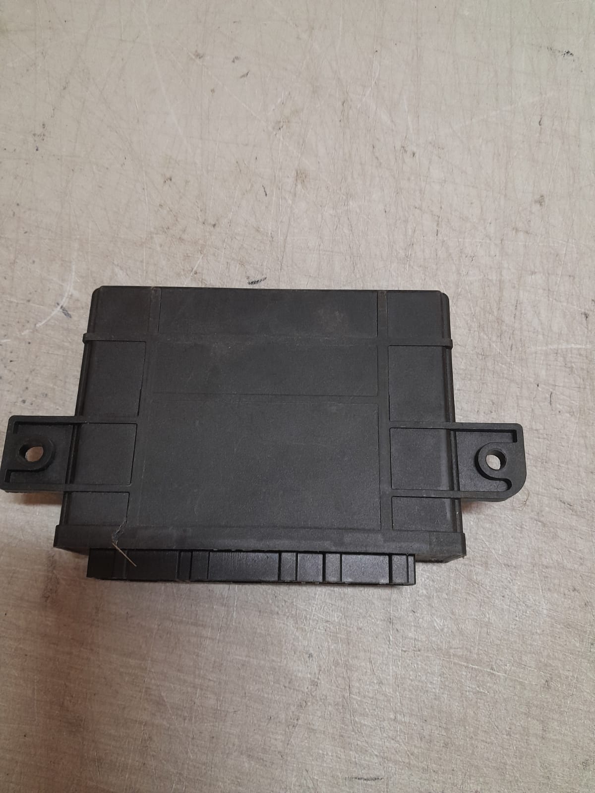 Блок управления центральным замком FORD  Mondeo II 1996-2000;Mondeo I 1993-1996 (93BG15K600EC)