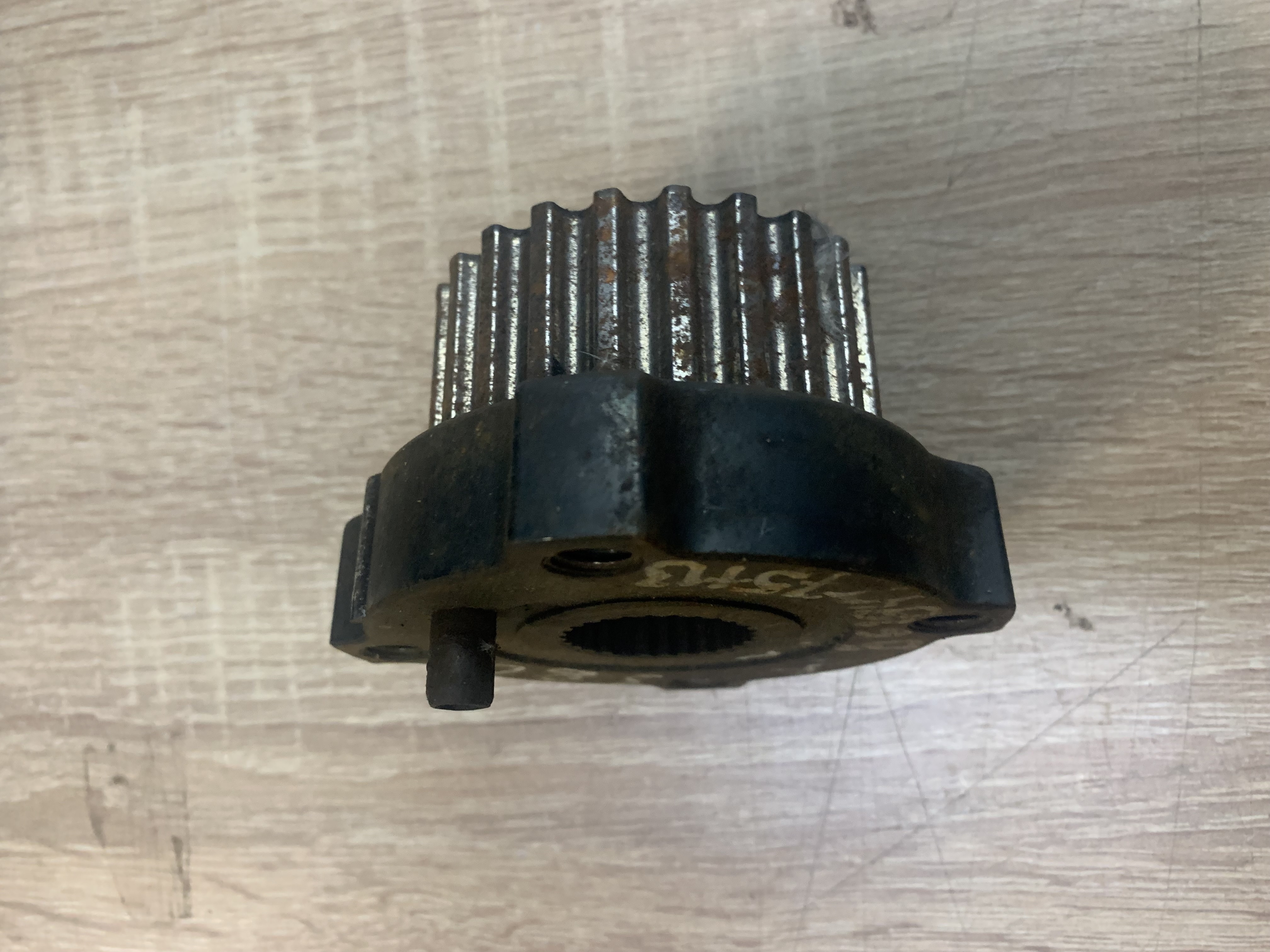 Volvo S80 Шестерня коленвала XC90 2002-2015;S80 1998-2006;S60 2000-2009;XC70 Cross Country 2007-2016;V70 2007-2016;XC60 2008-2017 (1275366)