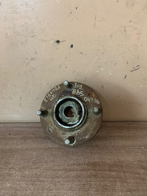 Hyundai Elantra 2006-2011 Ступица задняя для Hyundai Elantra 2000-2006 (под ABS)
