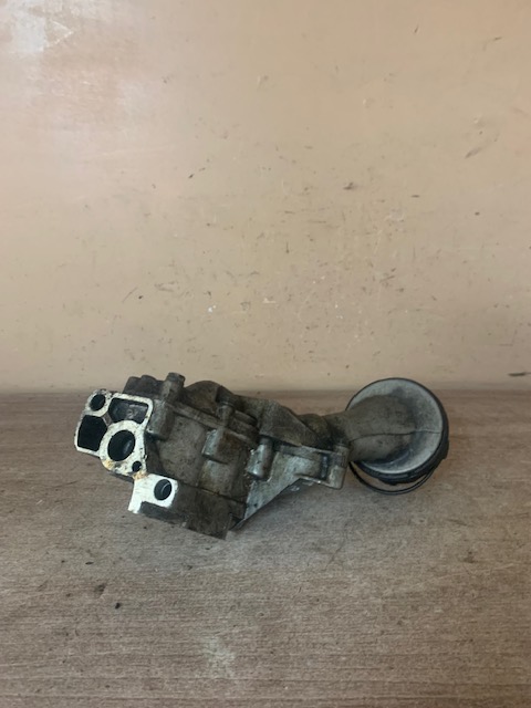 Audi A8 1994-1998 Насос масляный для Audi A8 [4D] 1994-1998 (077115109G 077115153F)