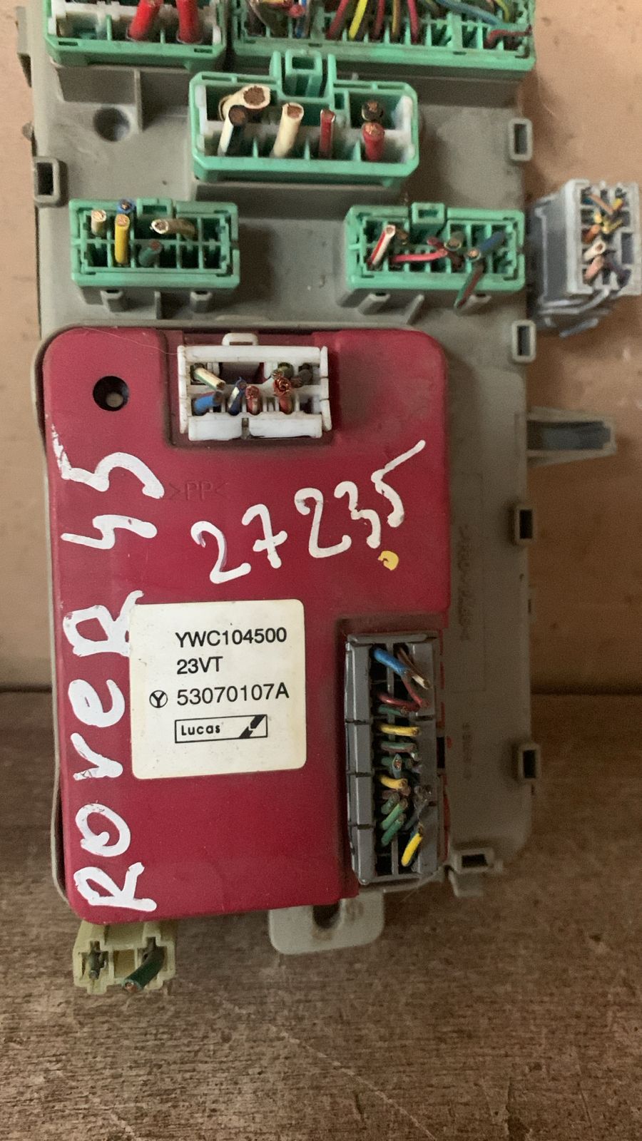 Блок предохранителей  Rover 45 (MG TF 1.8 16V YWC 53070107A)