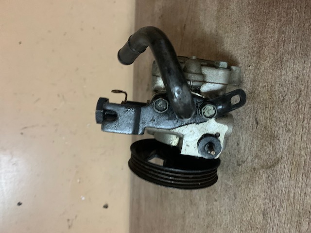 Hyundai Getz Насос гидроусилителя для Hyundai Getz 2002-2010  571101C580  1.1