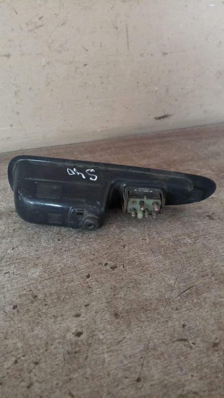 Кнопка стеклоподъемника для Volvo S40 1995-2001 перед правый 03458028 с накладкой