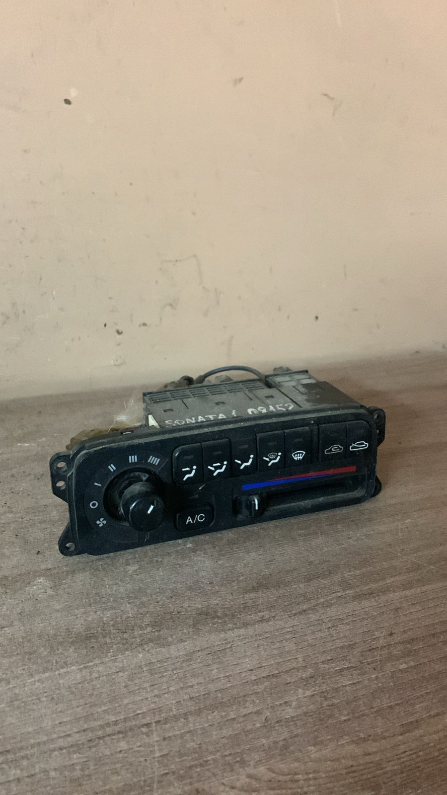 Hyundai Sonata  III Блок управления печкой для Hyundai Sonata III 1996-1998 (SJUA1)  9725034151  9725034101