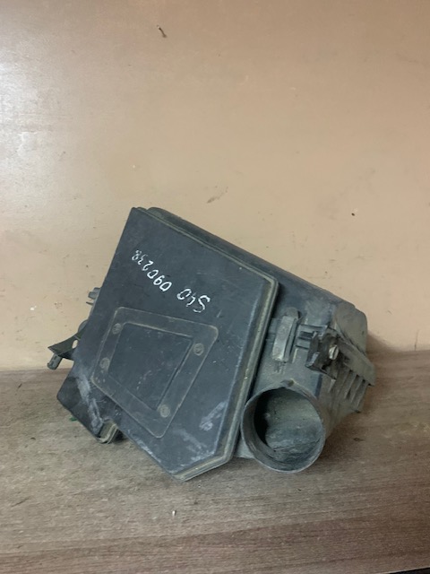 Корпус воздушного фильтра Volvo S40 (1995-2004) 1.9 (B4204S) 30855927