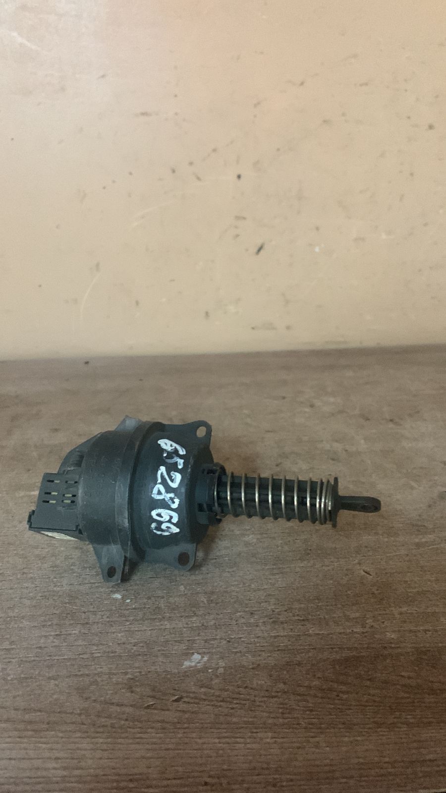 Opel Vectra B Клапан отопителя для Opel Vectra B 1995-1999 (652869l)