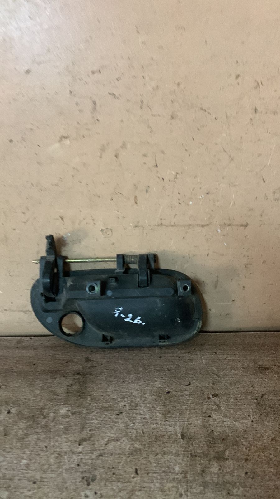 Ручка двери передней наружная левая для Volvo S40 1995-1998  30822233