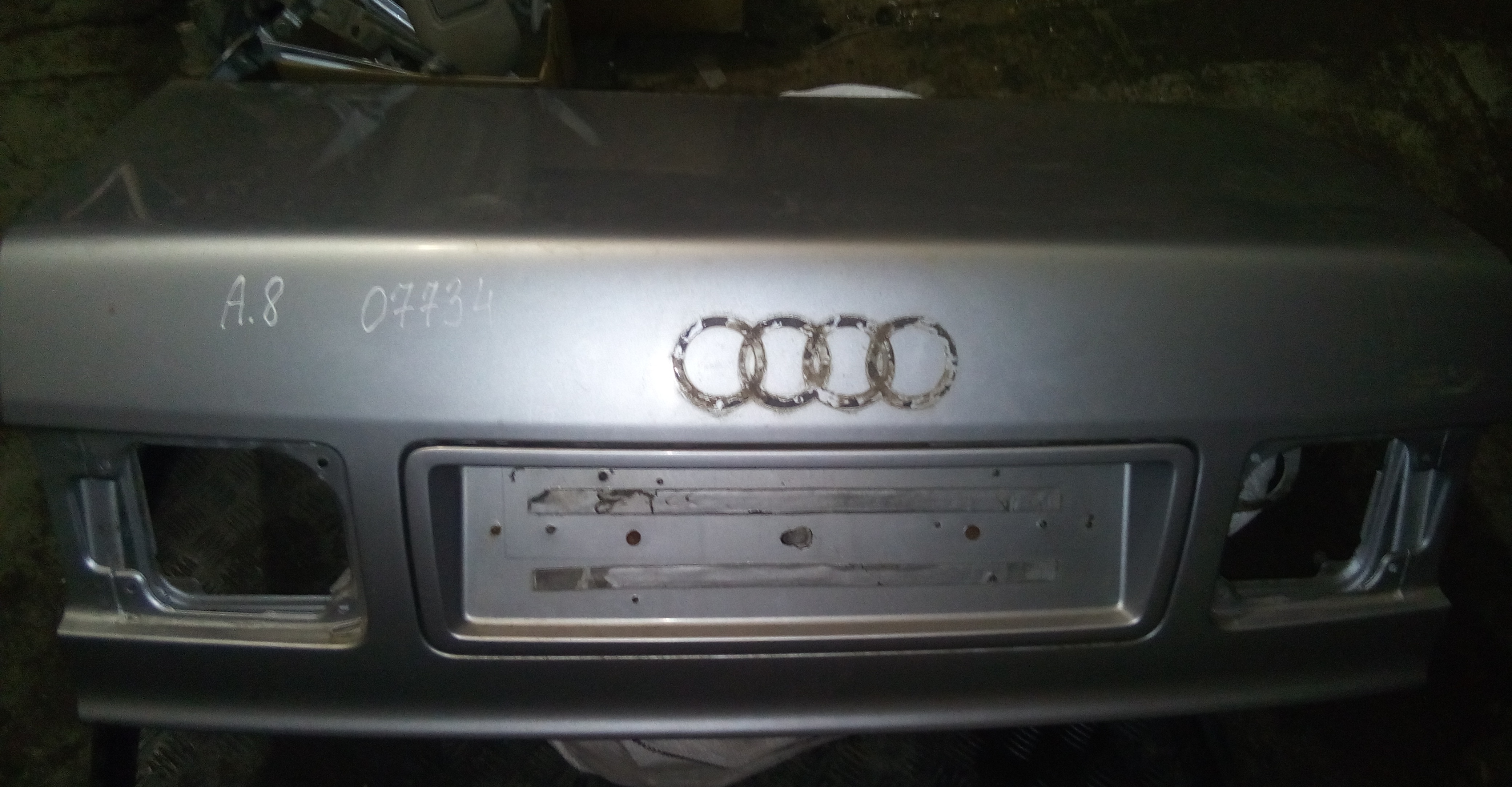Audi A8 1994-1998 Крышка багажника для Audi A8 [4D] 1999-2002;A8 [4D] 1994-1998 (БЕЗ ОТВ. ПОД АНТЕННУ НАВИГАЦИИ 4D0827023N)