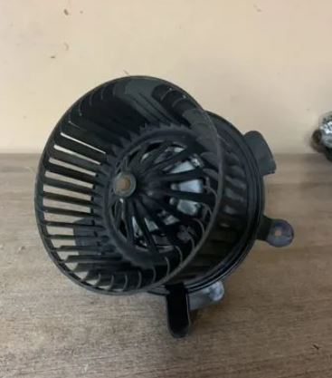 Citroen C4 2005-2011 Моторчик отопителя C4 2005-2011; Peugeot  307 2001-2008 (6441S6)