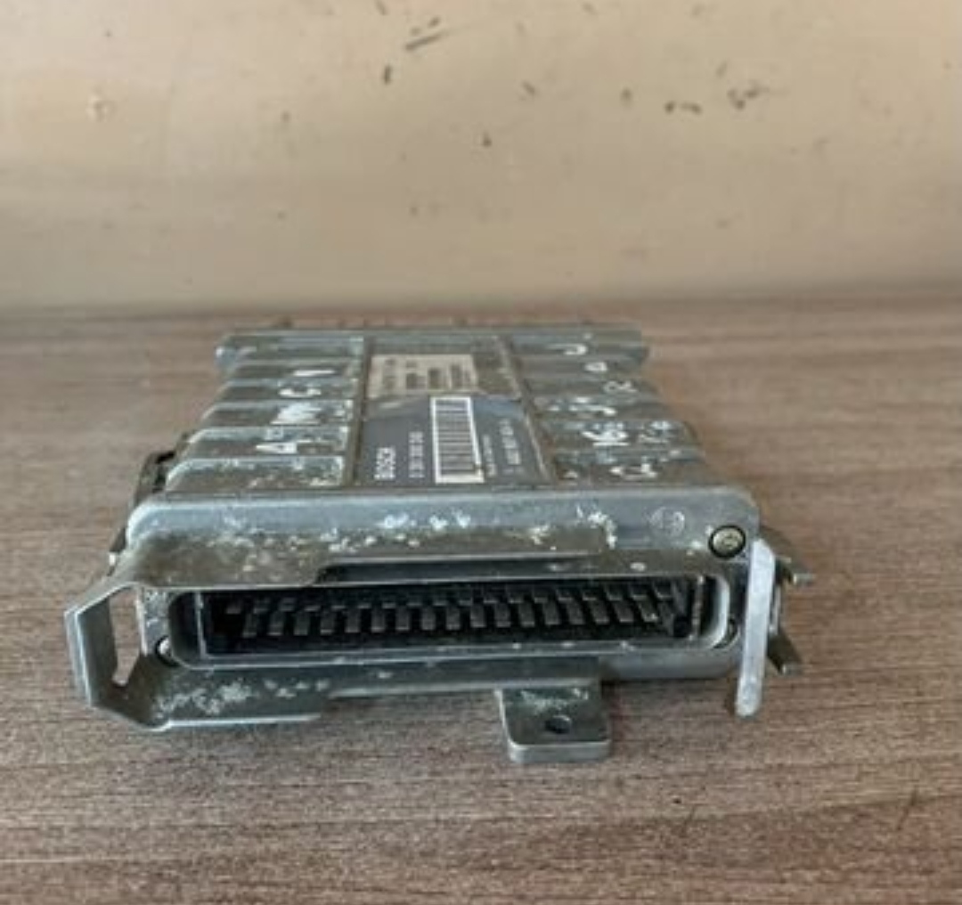 Audi 100 [C4] Блок управления двигателем для Audi 100 [C4] 1991-1994 0261200240 4A0907404A