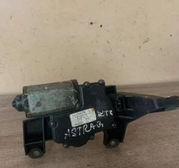 Opel Astra G Моторчик стеклоочистителя задний для Opel Astra G 1998-2005 90559444