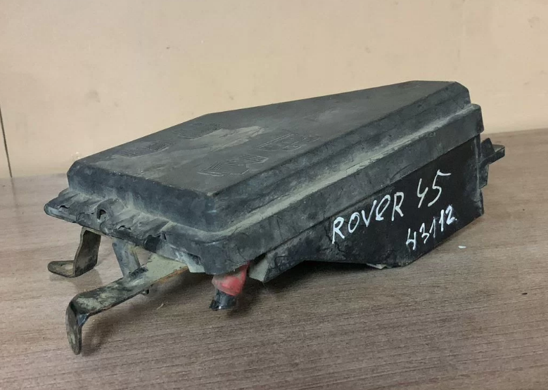 Блок предохранителей  Rover 45 (1,8)