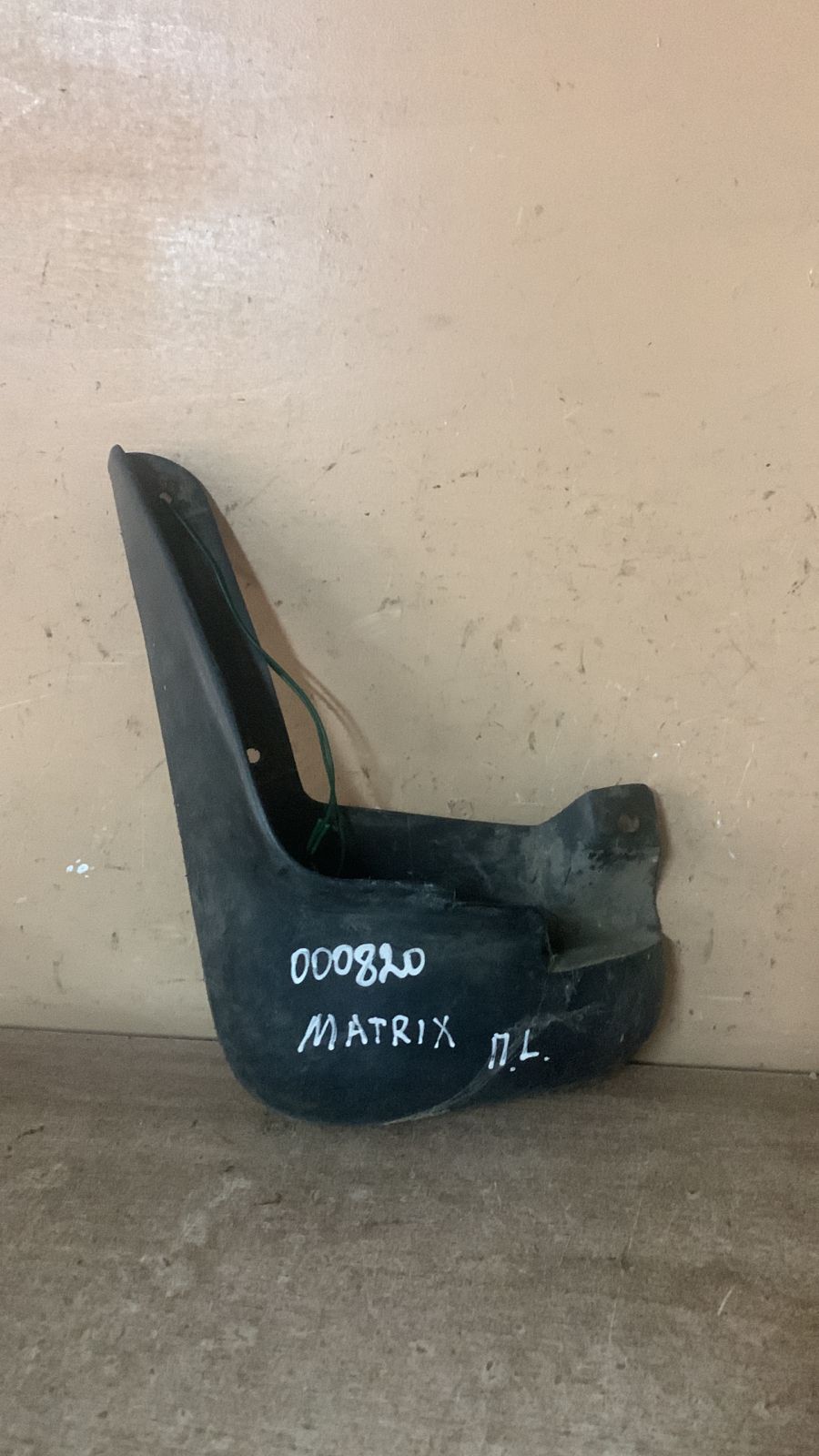 Hyundai Matrix Брызговик передний левый для Hyundai Matrix 2001-2010  8683317000